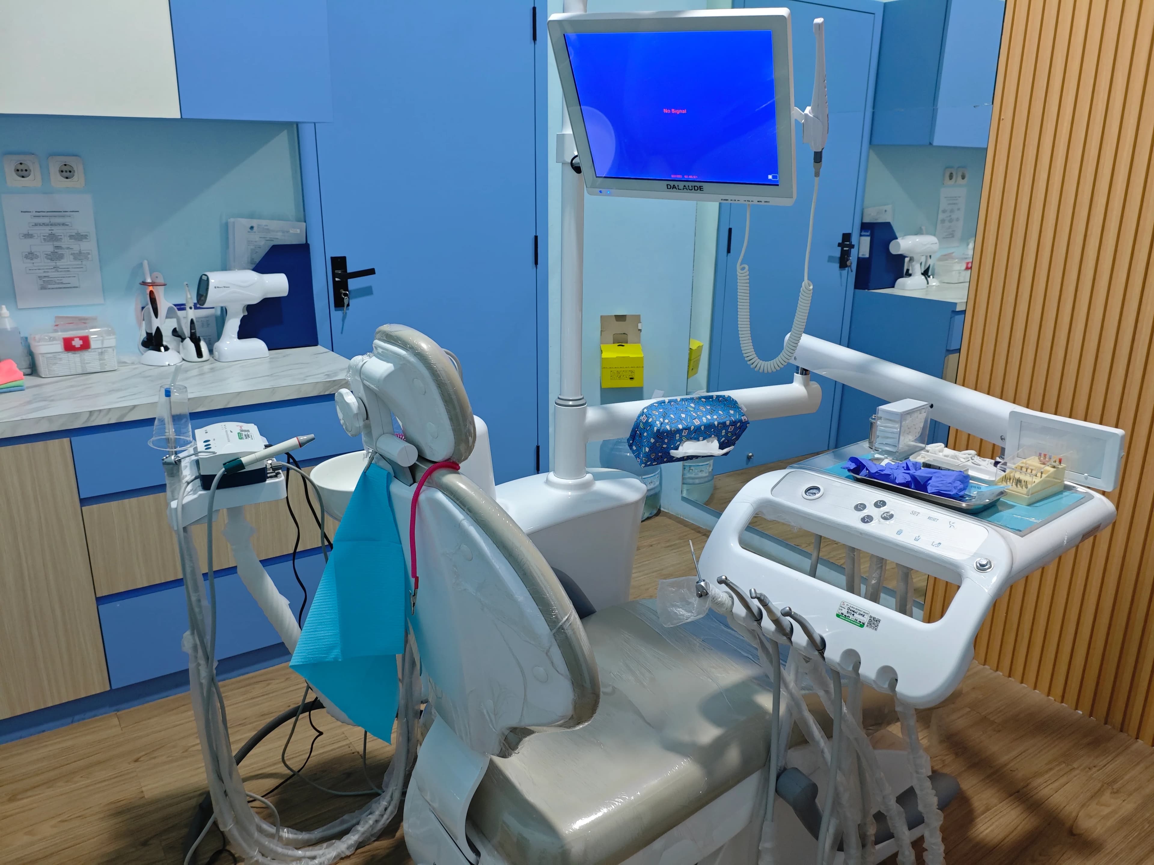 SpaceKids dental chair and treatment equipment